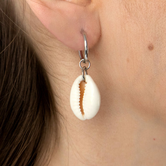 Shell silver hoop earrings